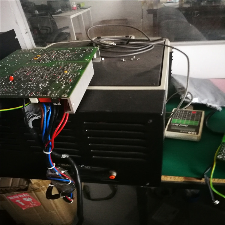 AGA-27C1 RF Generator 2700W 60MHz鍍膜電源RF射頻電源